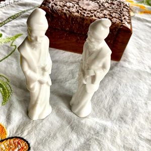 Vintage Ucagco Japan Porcelain Wisemen Set of Two Figurines. 6" Tall